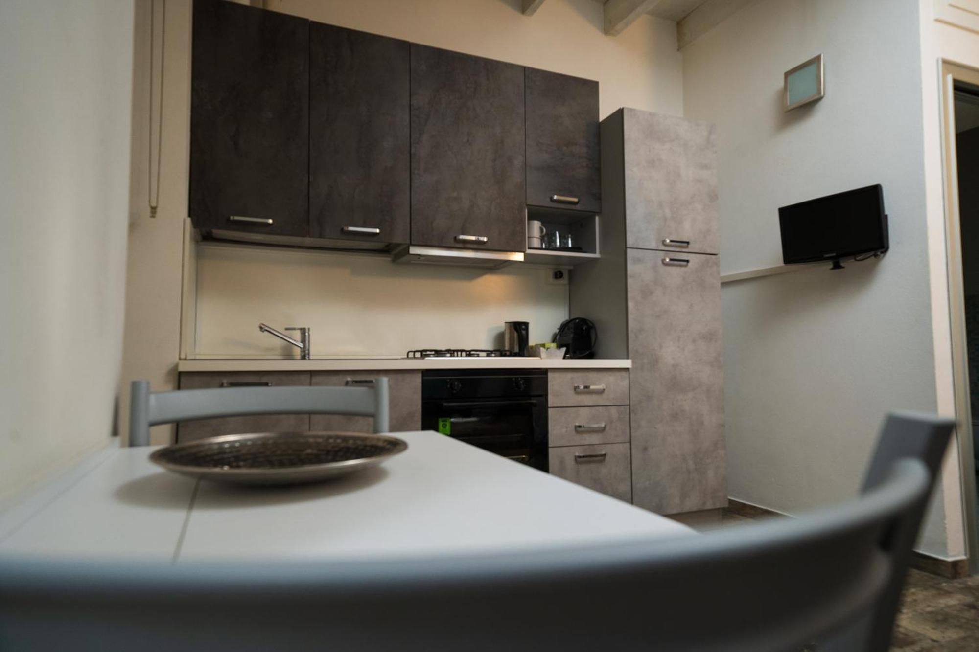 La Formaggeria Del Naviglio Apartamento Milão Exterior foto